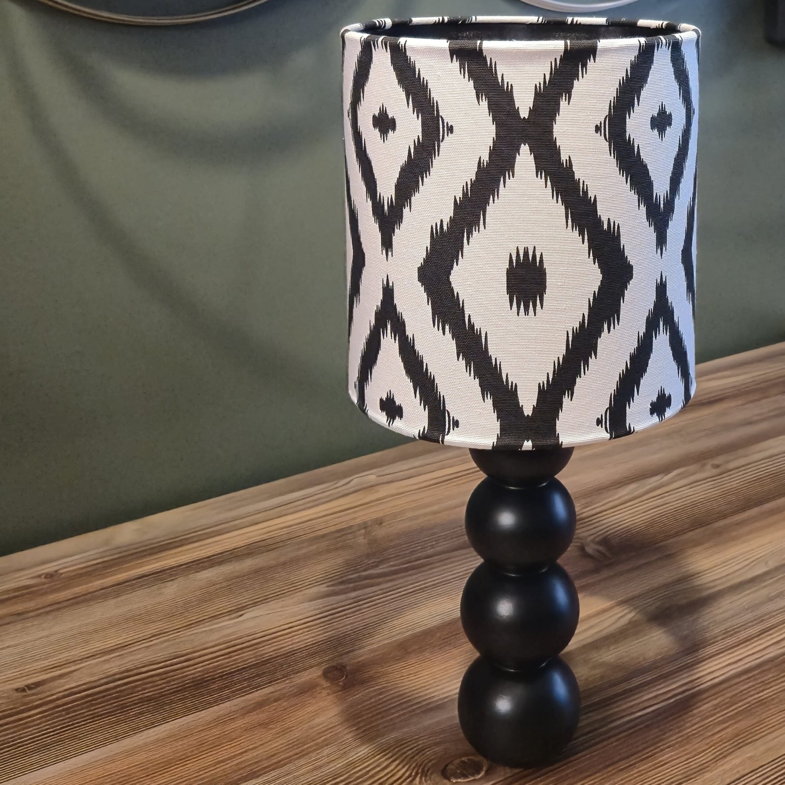 Siyah Geometrik Desen Midnight Ikat - Görsel 4